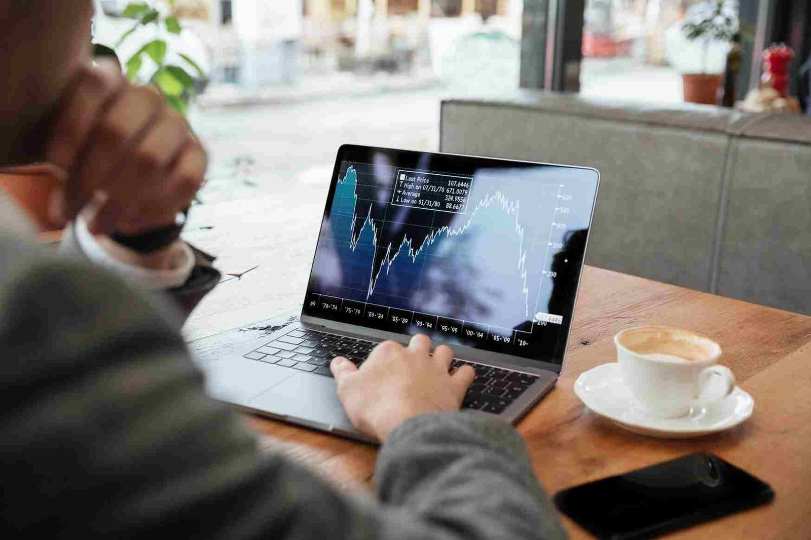 How to Balance Bank Savings and Investments 1 Bank Savings and Investments